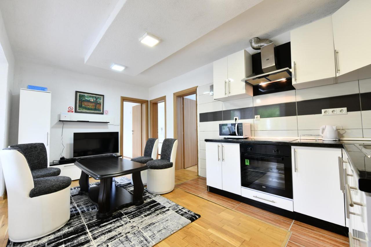 Ferienwohnung Lora Rakovica Exterior foto